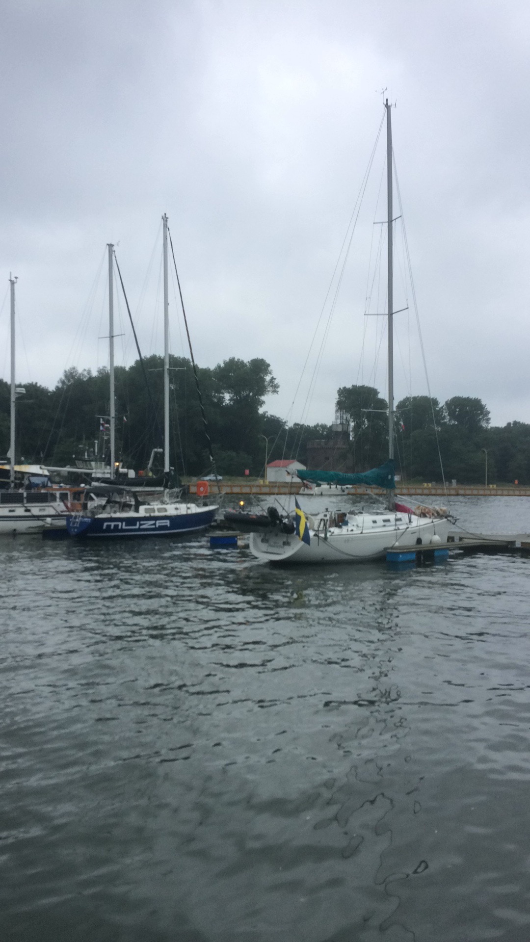 5AD6CD6E-A07A-471E-944F-95C1115692FB